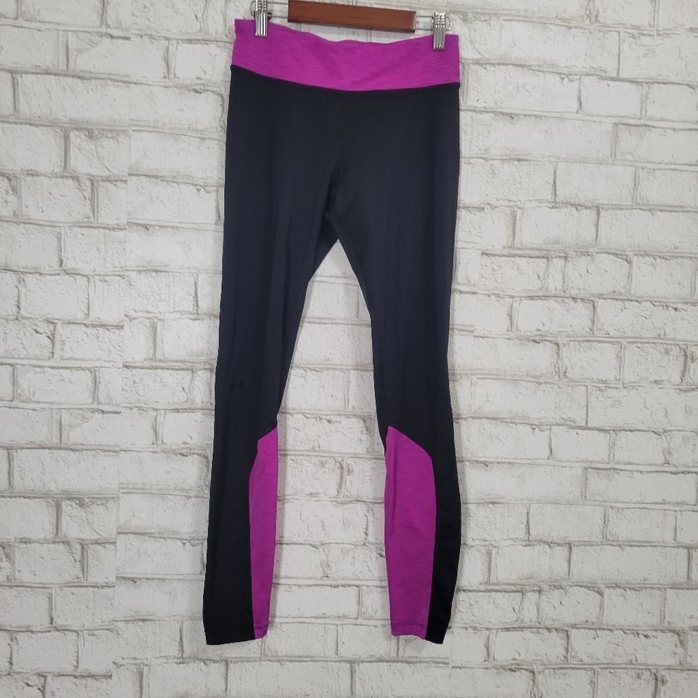 Under Armour fitted‎ black leggings